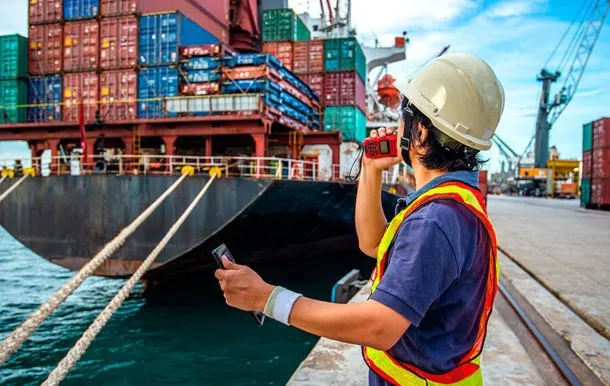 EL GOBIERNO ELIMINÓ TRÁMITES PARA FACILITAR IMPORTACIONES