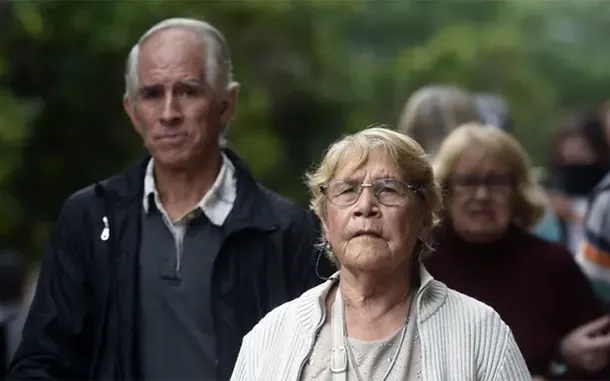 MARTÍN LLARYORA ANUNCIÓ UN AUMENTO DEL 84% PARA LA JUBILACIÓN MÍNIMA EN CÓRDOBA