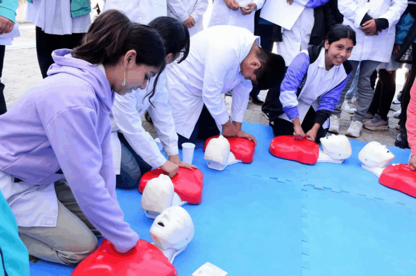 ESTUDIANTES, DOCENTES Y PERSONAL MINISTERIAL PARTICIPARON DE UNA JORNADA DE PREVENCIÓN